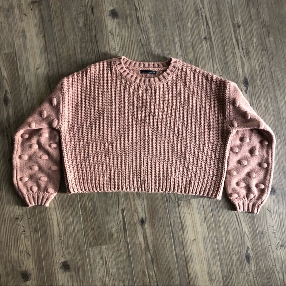 Moon & Madison cropped bubble sleeve neutral sweater - Picture 10 of 11